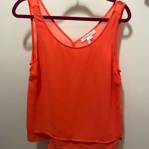 BCBG size M- Coral Top